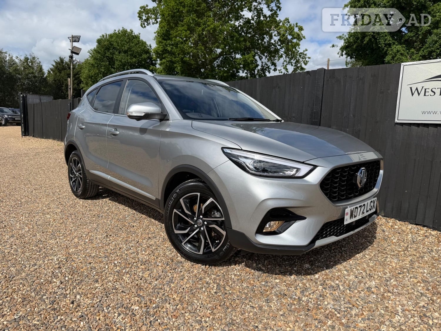 MG ZS 2023 in Addlestone