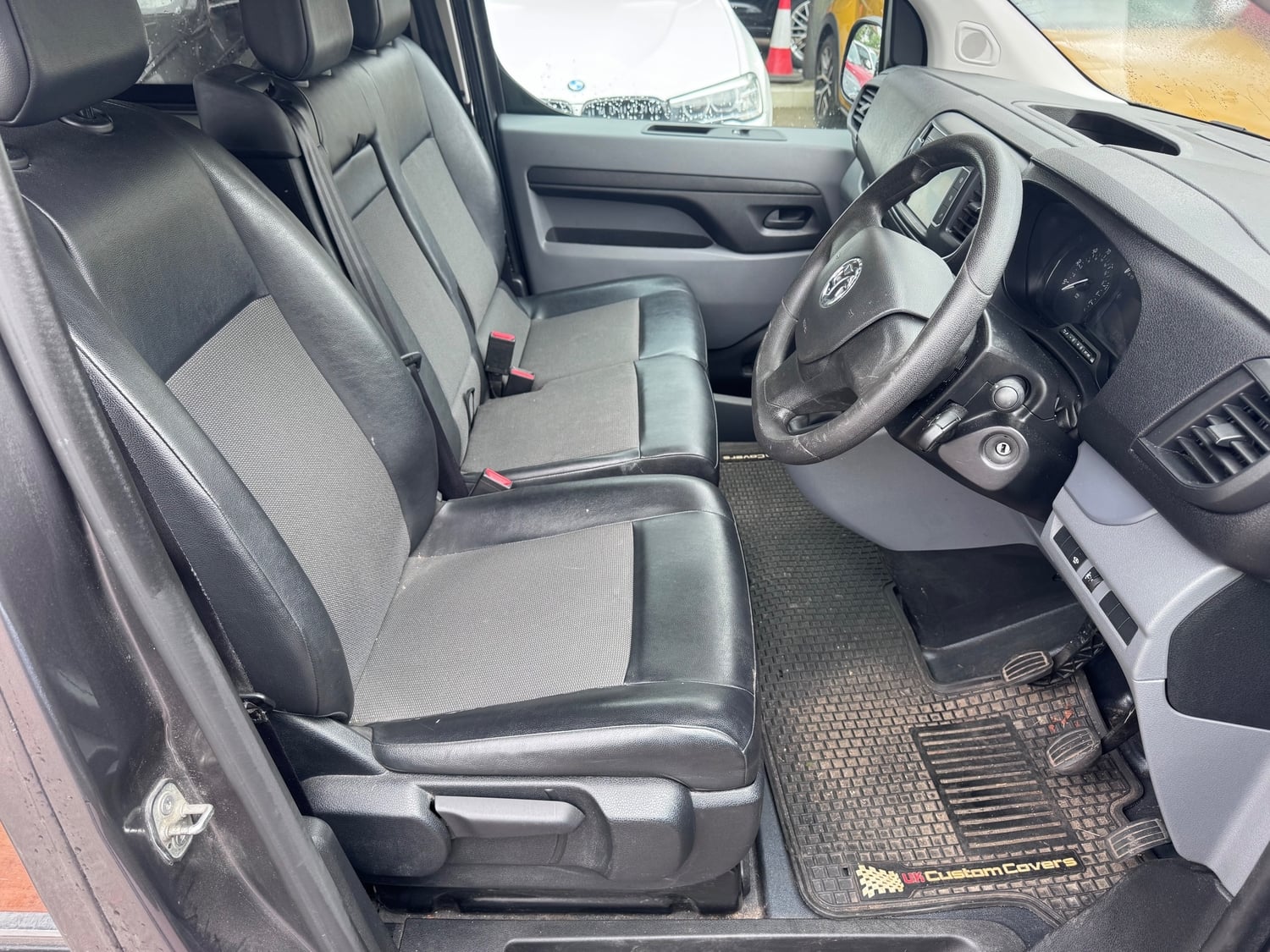 Vauxhall Vivaro Mayfield