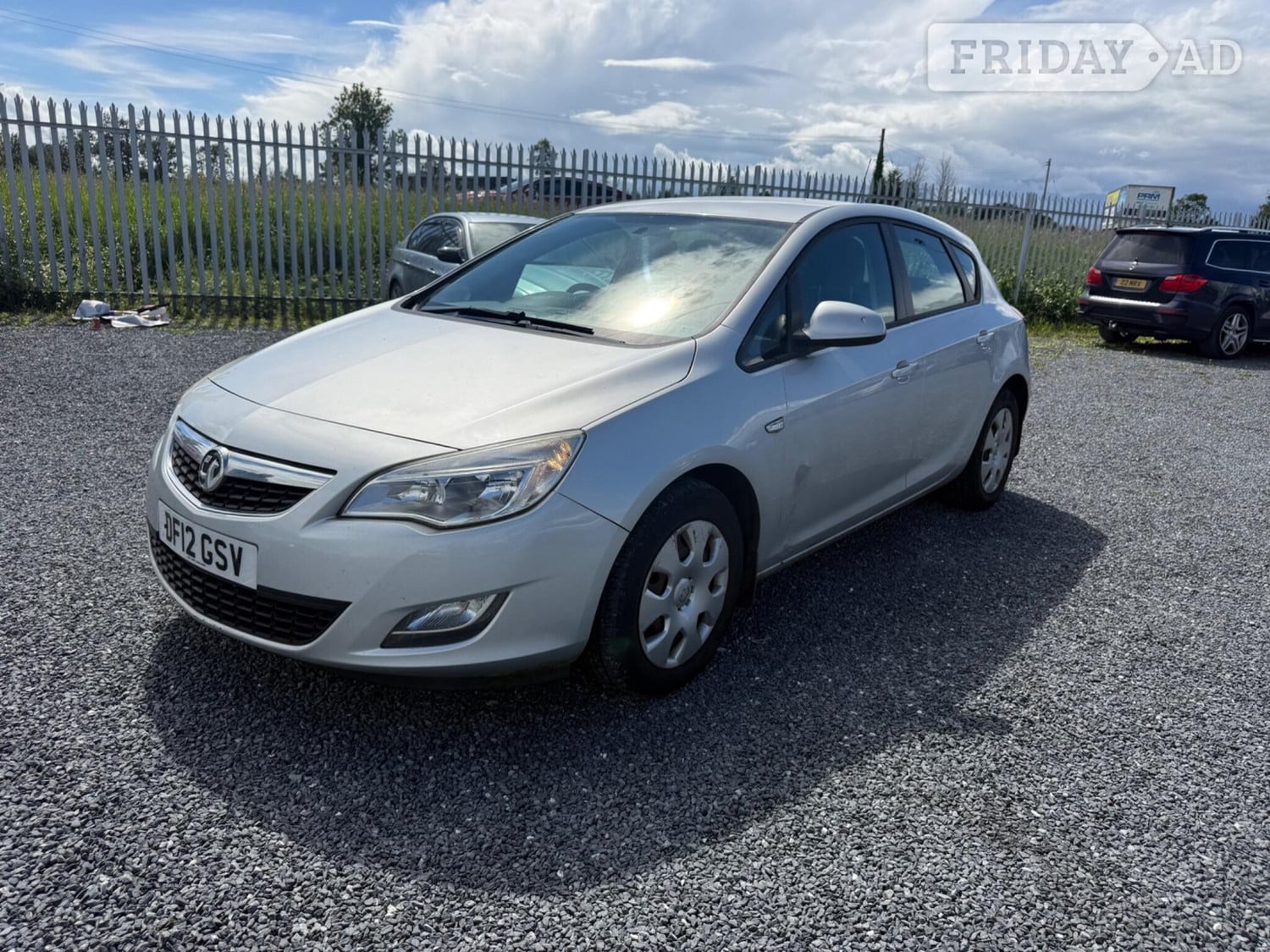 [ berth ]Vauxhall Astra
