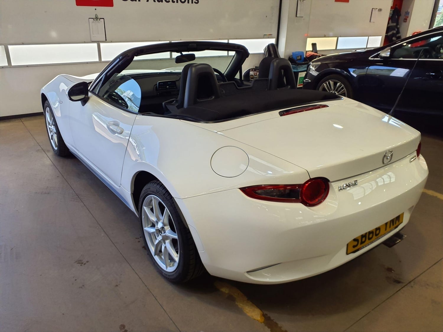 Mazda MX-5 2016 - Cars in Slough