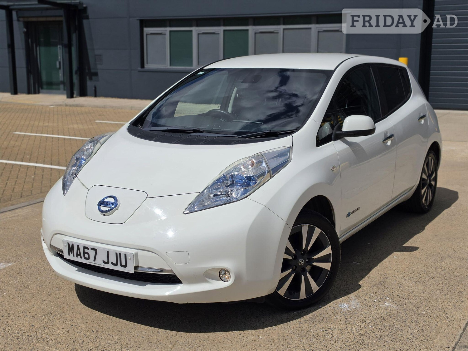 Nissan LEAF Slough