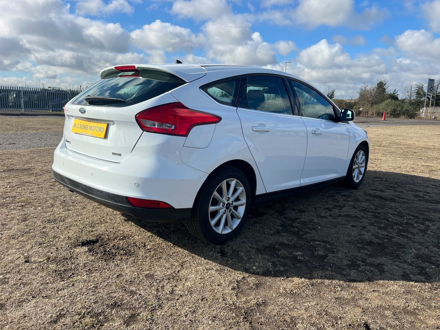Ford Focus 2016 - Cars in Havering