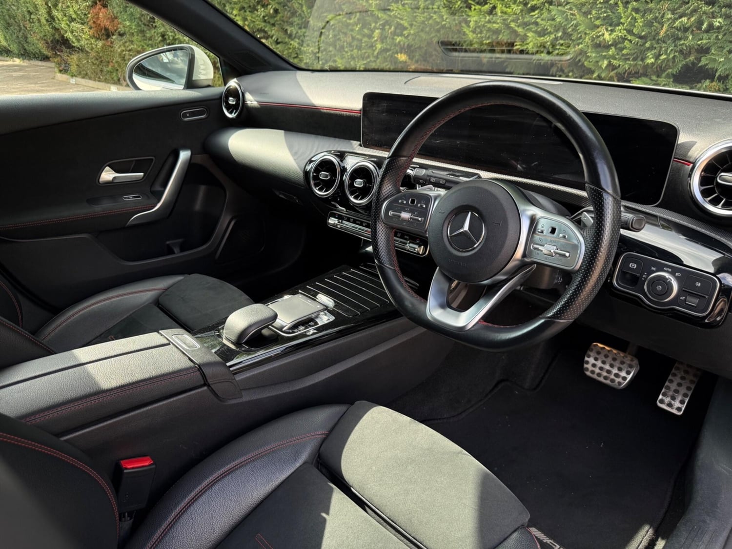 [ berth ]Mercedes-Benz A Class