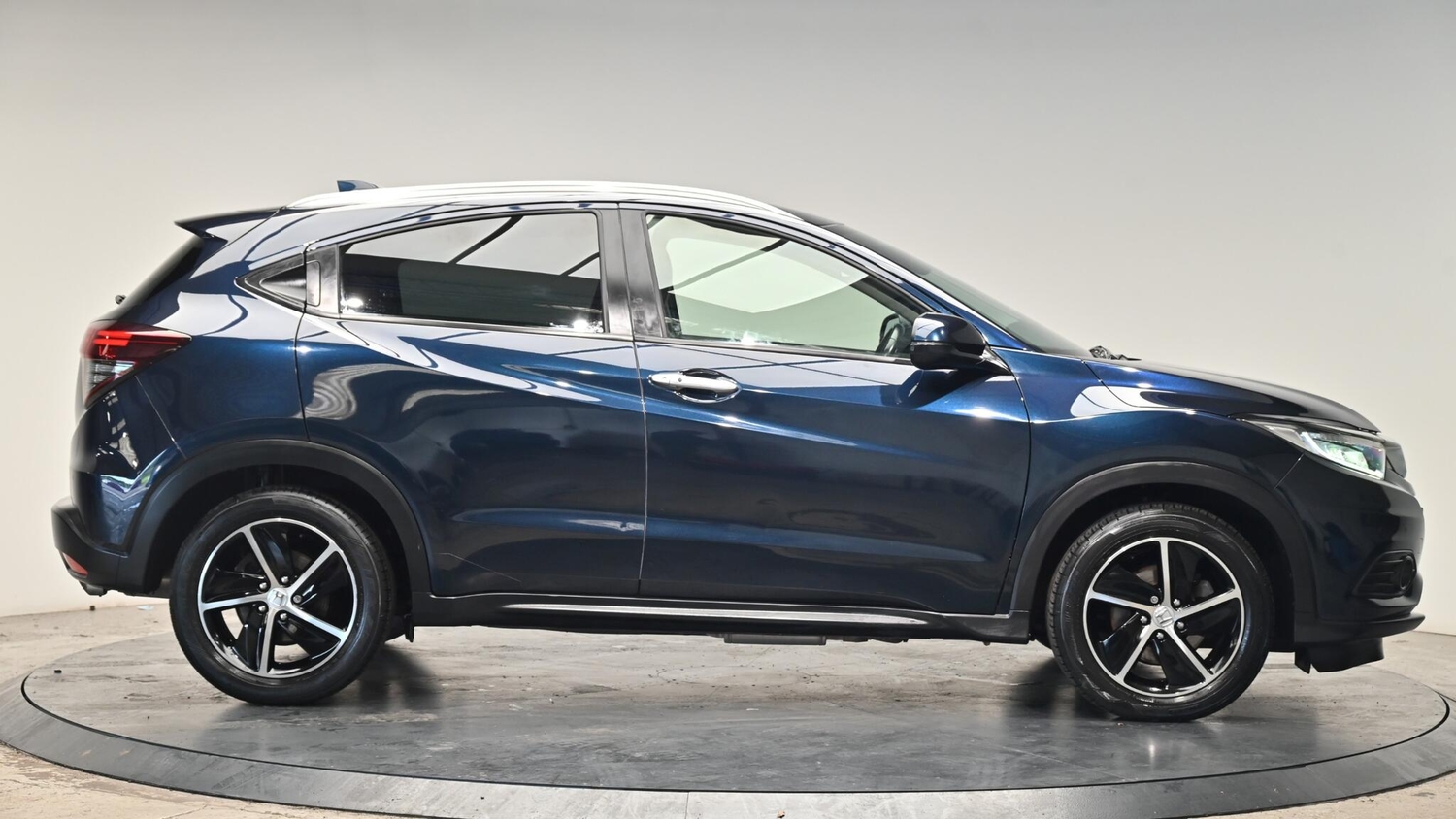 Honda HR-V 2019 - Cars in Cullompton