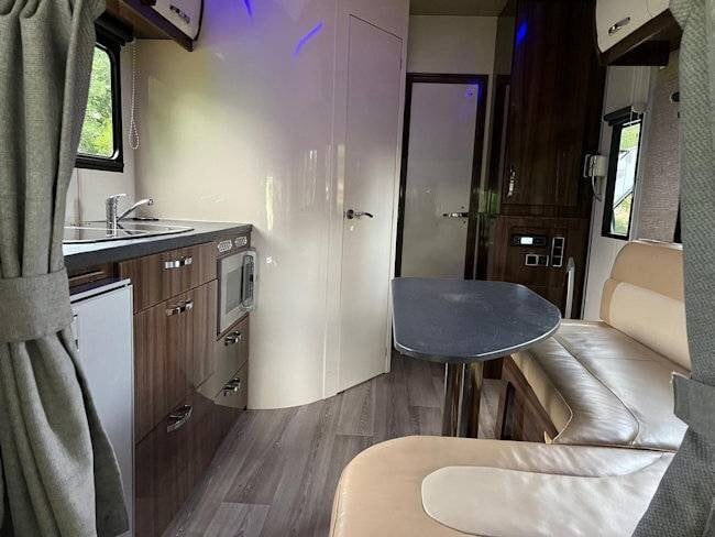 Equi-Trek Endeavour Excel Farnborough