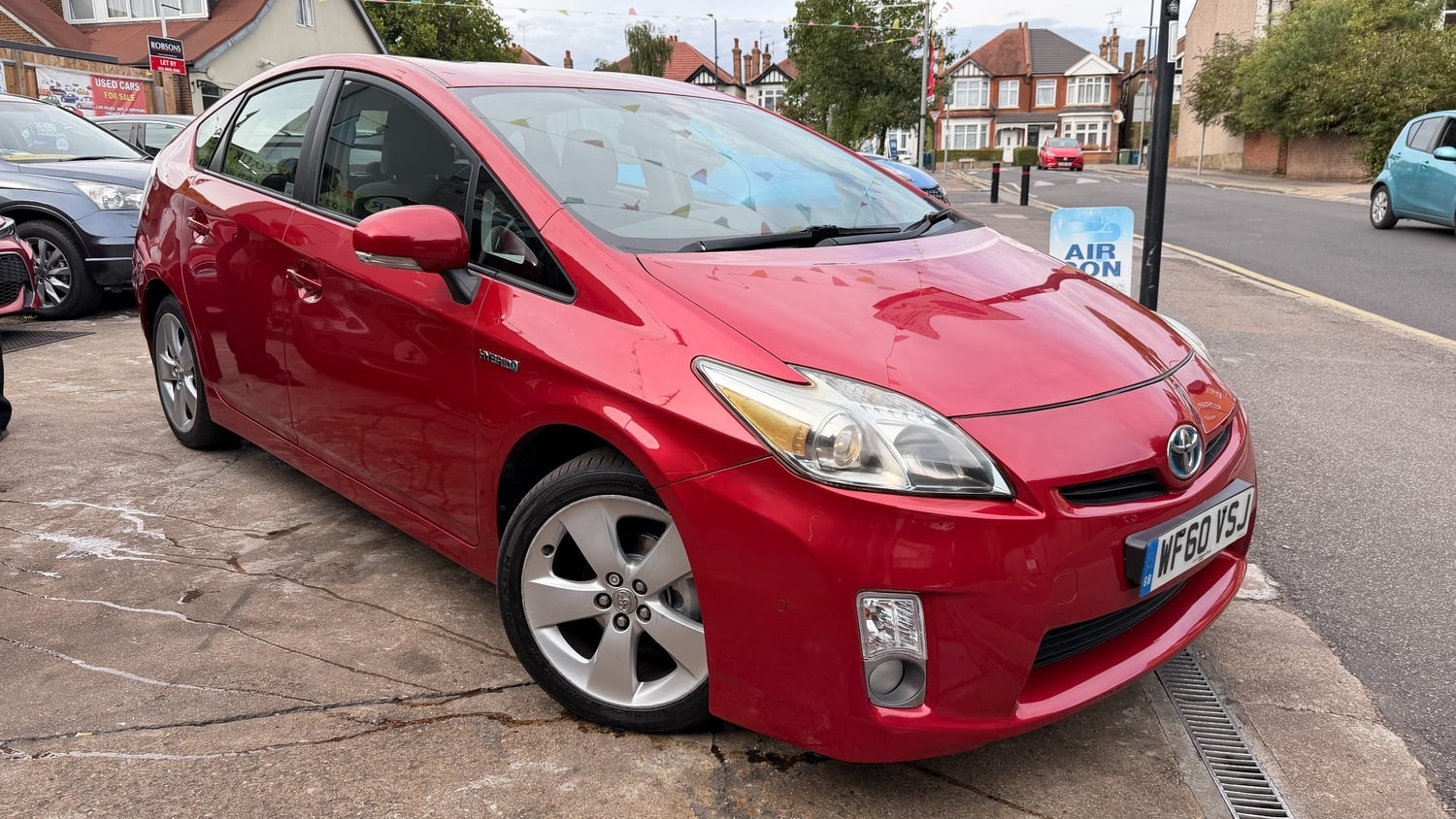 Toyota Prius 2010 - Cars in Harrow