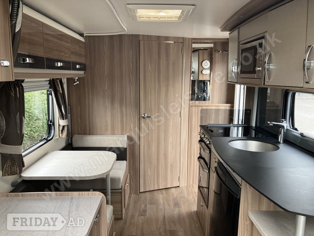 Swift Conqueror 530 2016 - Motorhomes & Caravans in Guildford