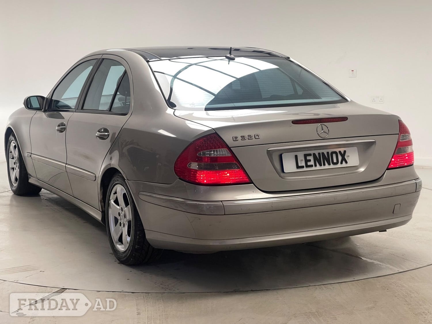 Mercedes-Benz E Class 2004 - Cars