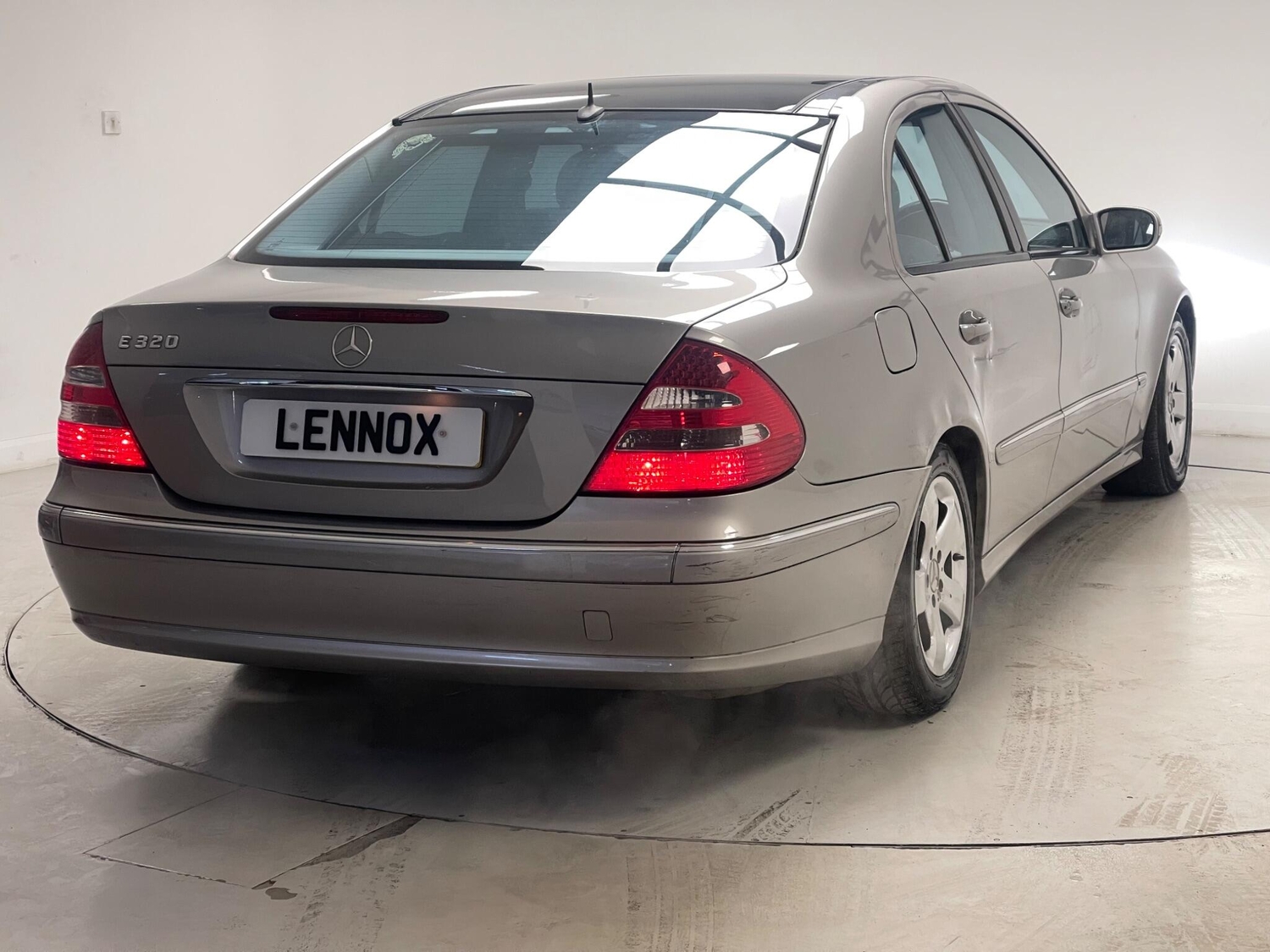 Mercedes-Benz E Class 2004 - Cars in Brent