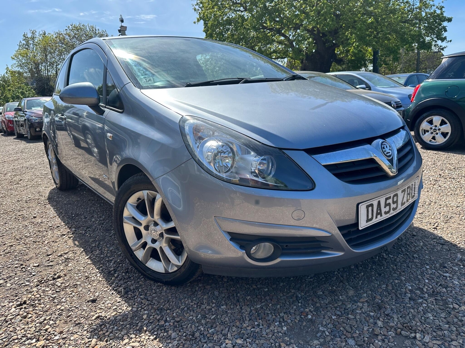Vauxhall Corsa 2009 - Cars