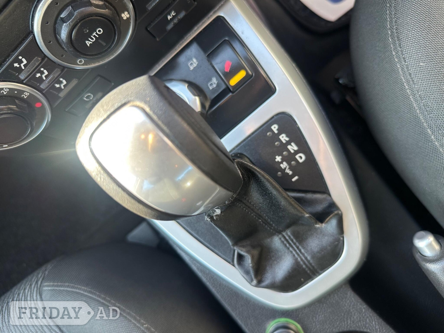 [ berth ]Land Rover Freelander 2