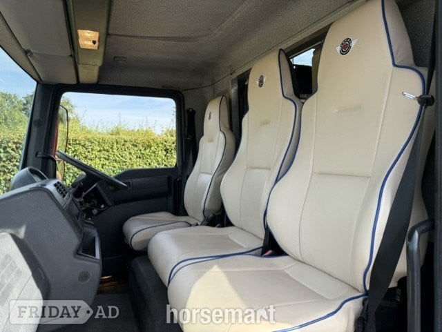 Empire Extreme MAN TGL 180 Automatic  Horsebox - Trailers & Horseboxes