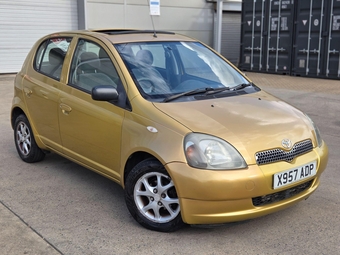 Toyota Yaris 2000