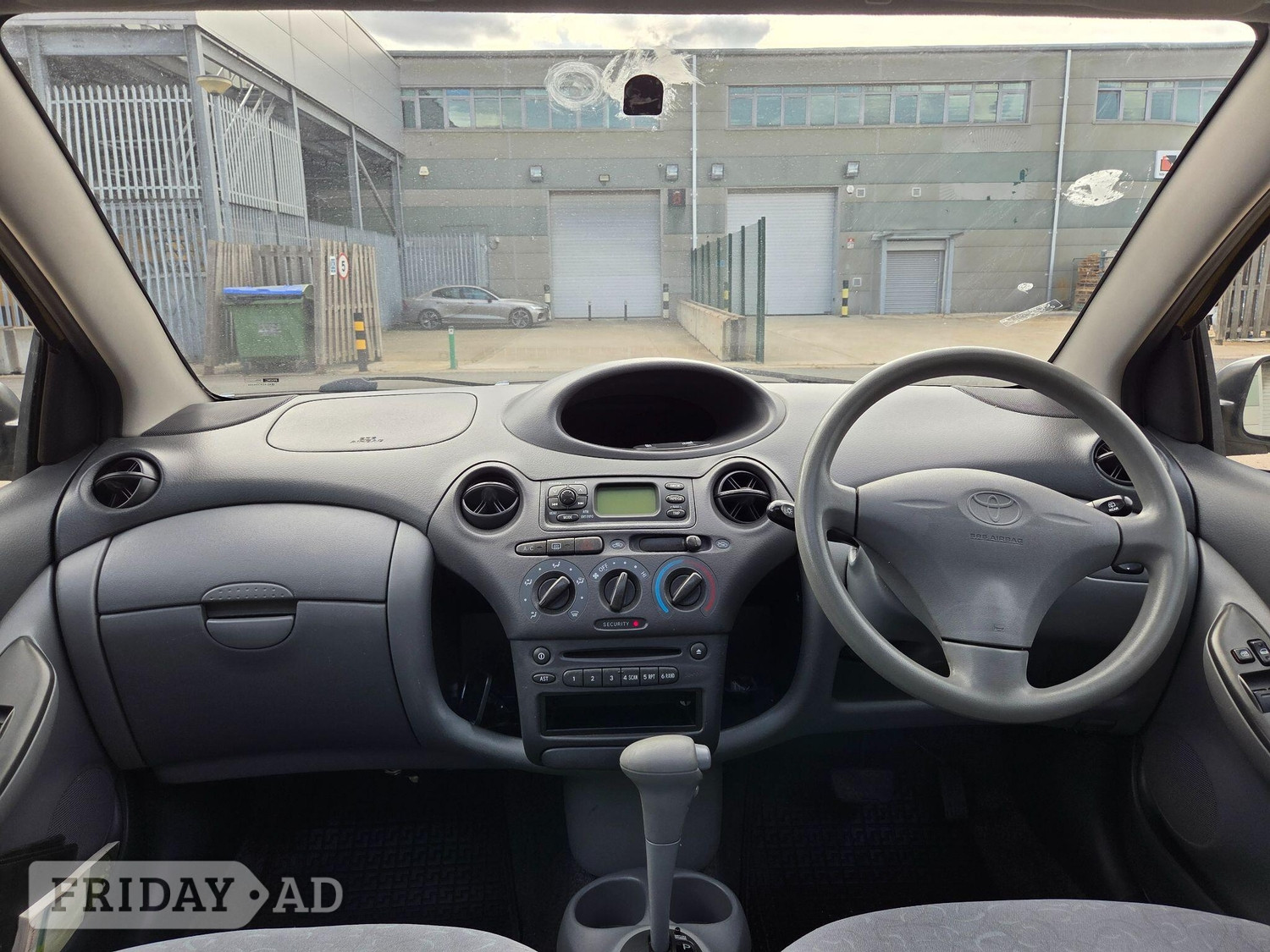 [ berth ]Toyota Yaris