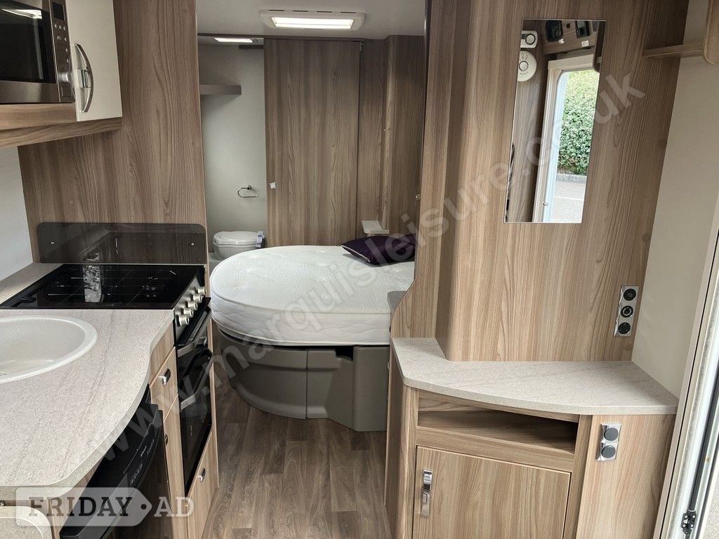 Swift Expression 584 2017 - Motorhomes & Caravans in Ipswich