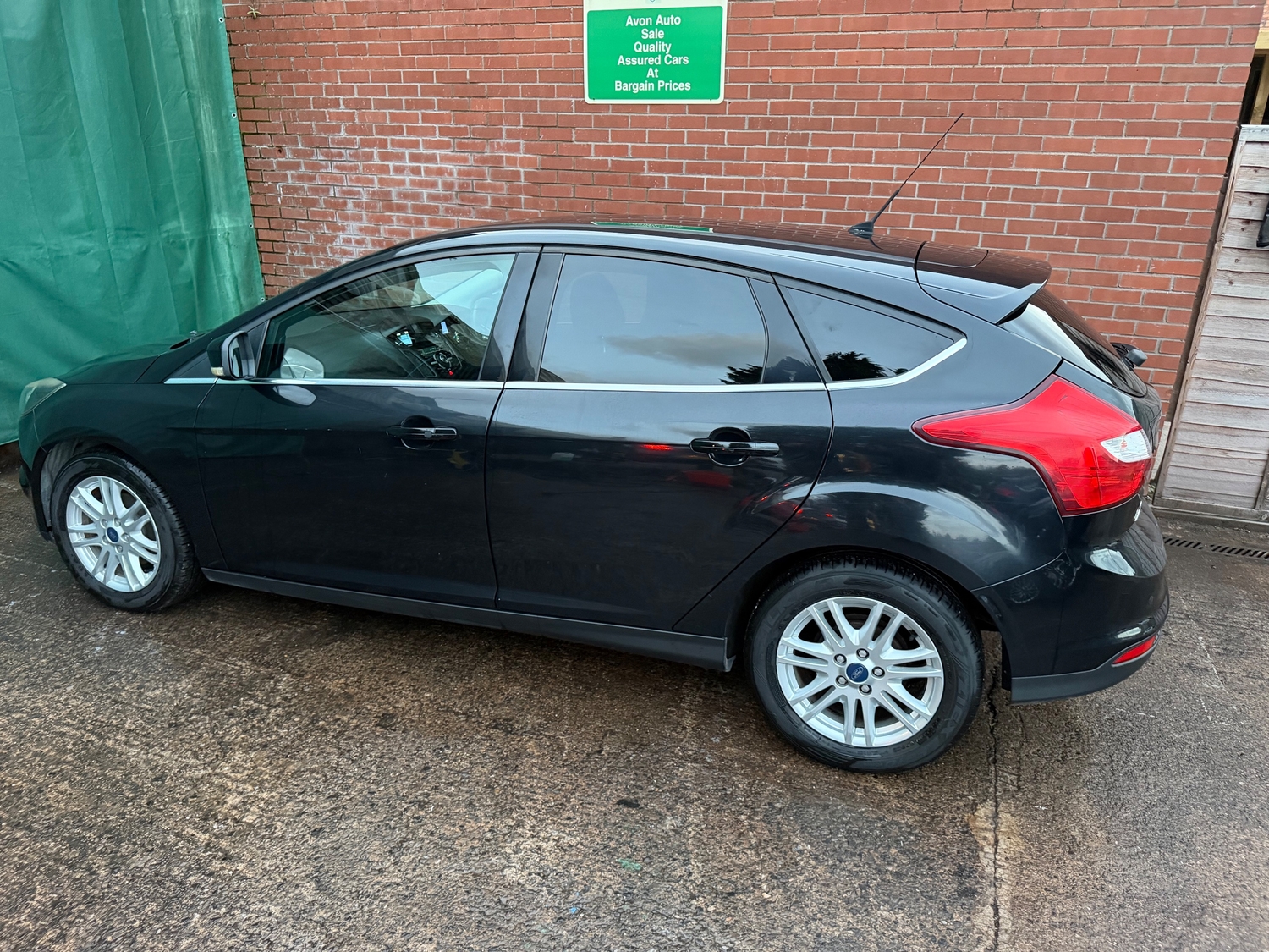 Ford Focus 2012 - Cars