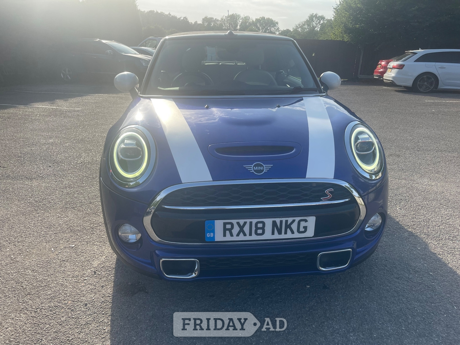Mini Convertible 2018 - Cars