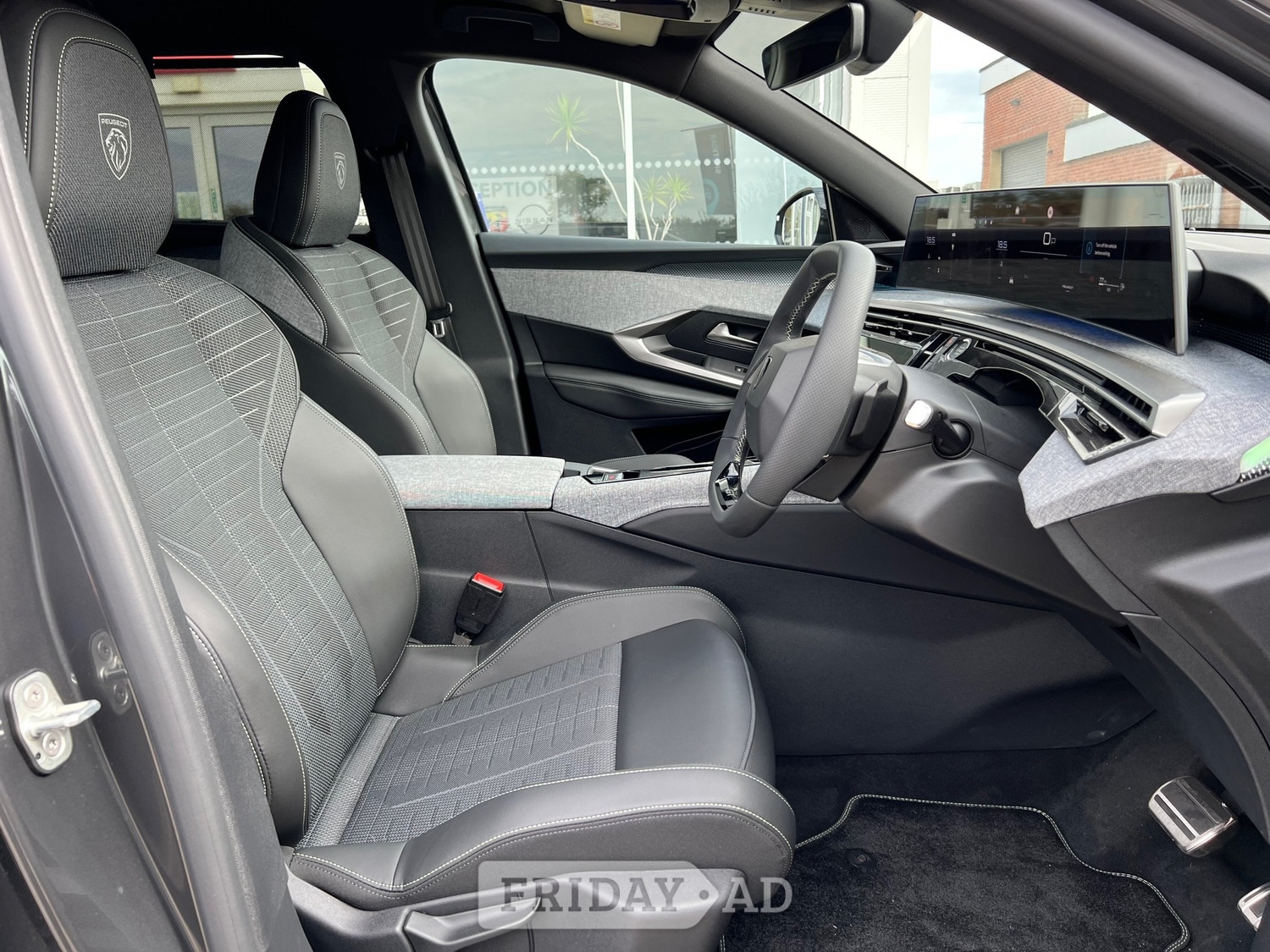 Peugeot 5008 2025 - Cars