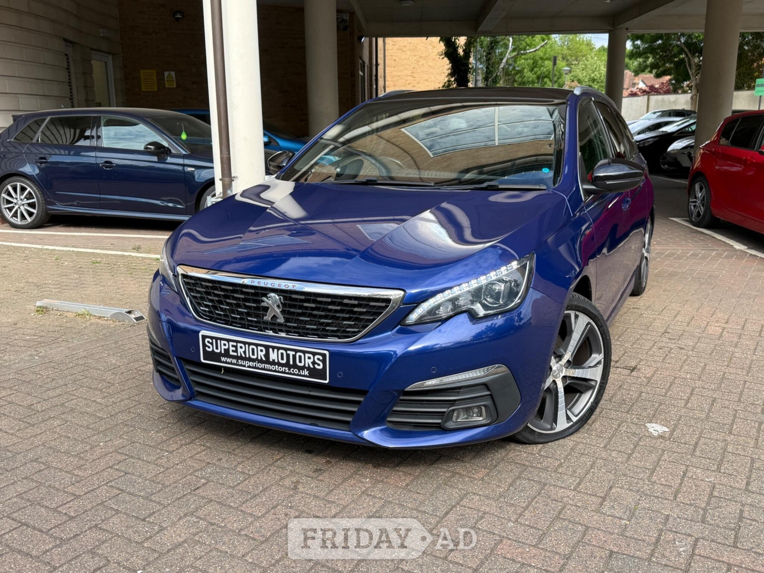 [ berth ]Peugeot 308 SW