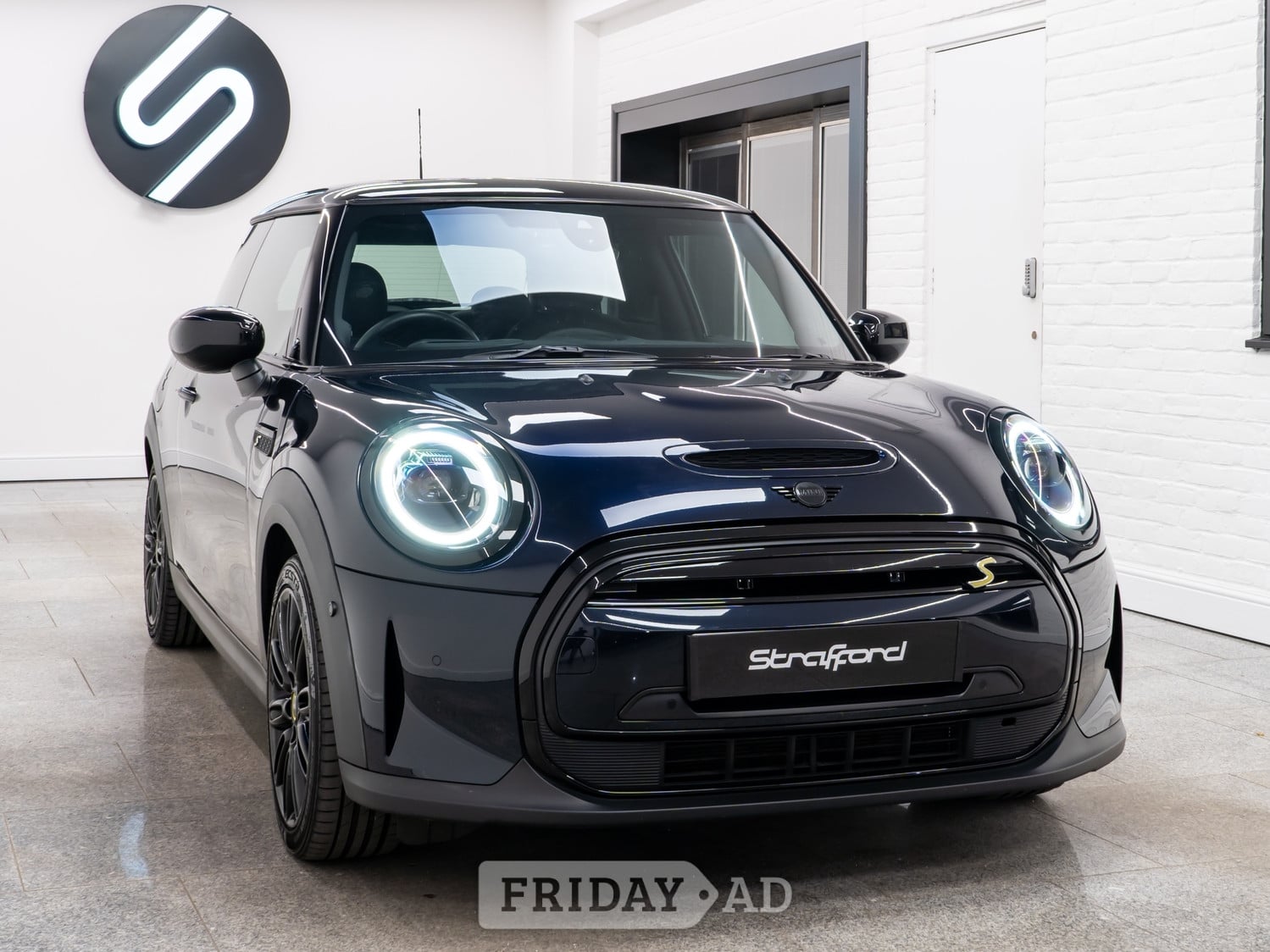 Mini Electric Cooper Brighton