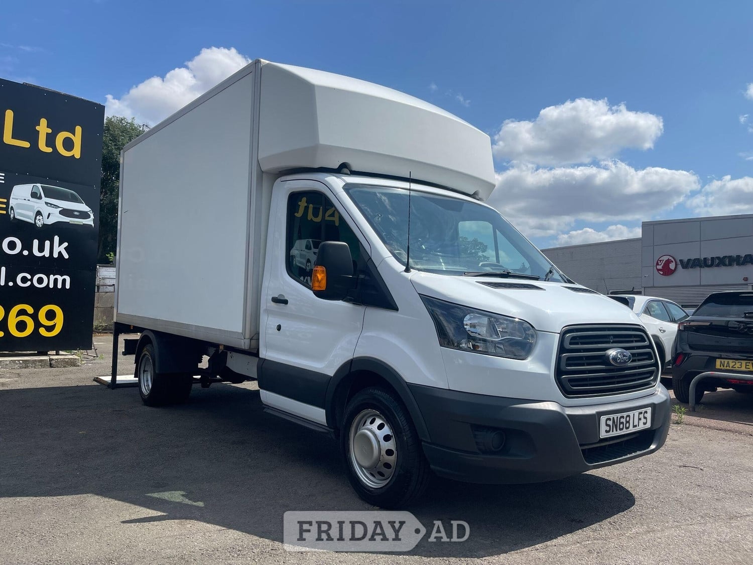 [ berth ]Ford Transit