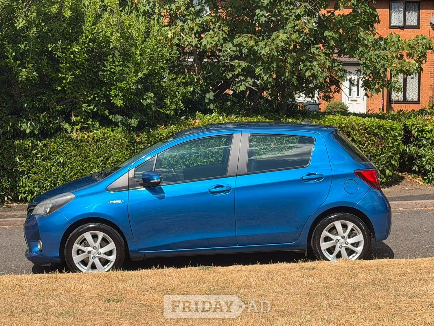 Toyota Yaris 2015 - Cars in Birmingham