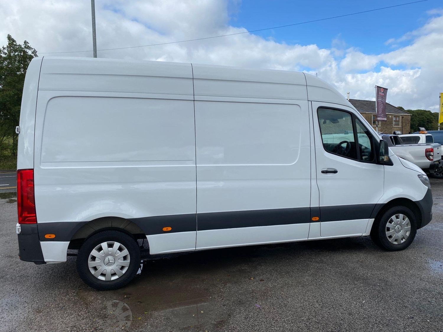 [ berth ]Mercedes-Benz Sprinter