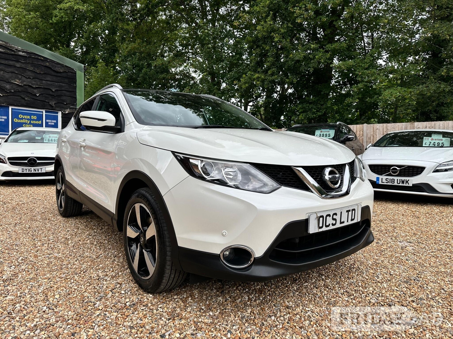 Nissan Qashqai Hook