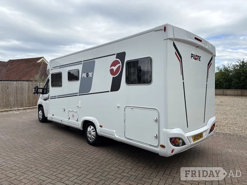 Pilote P740FGJ SENSATION 2020 for sale - Motorhomes & Caravans