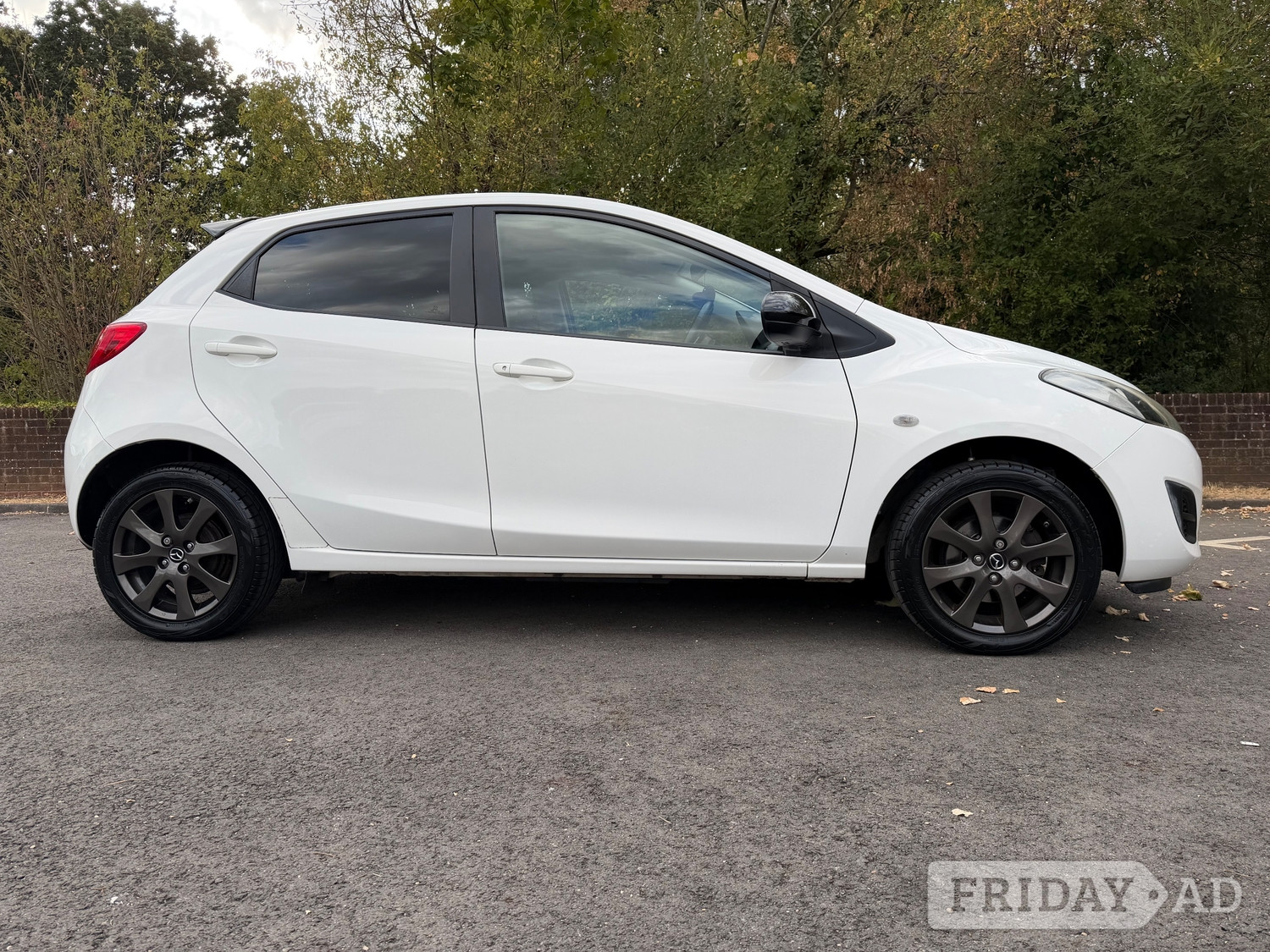 [ berth ]Mazda Mazda2