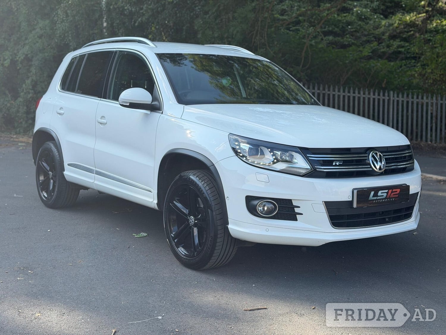 Volkswagen Tiguan 2015 in Leeds