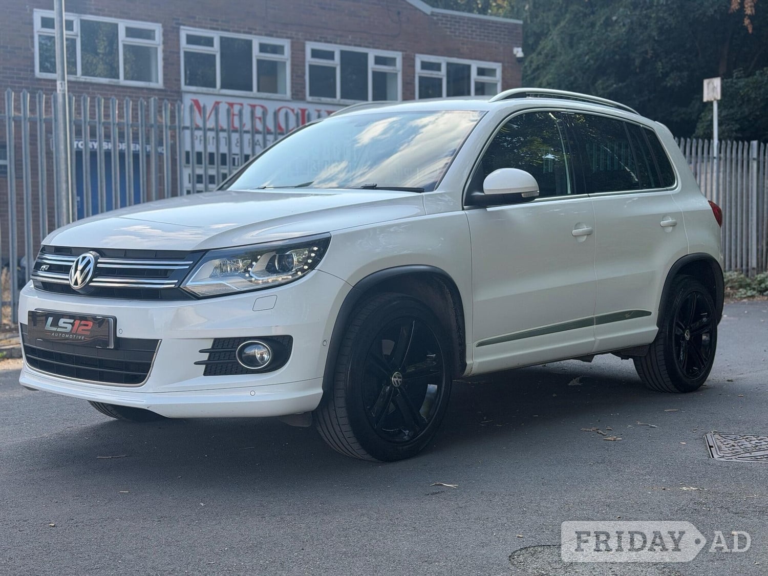 [ berth ]Volkswagen Tiguan