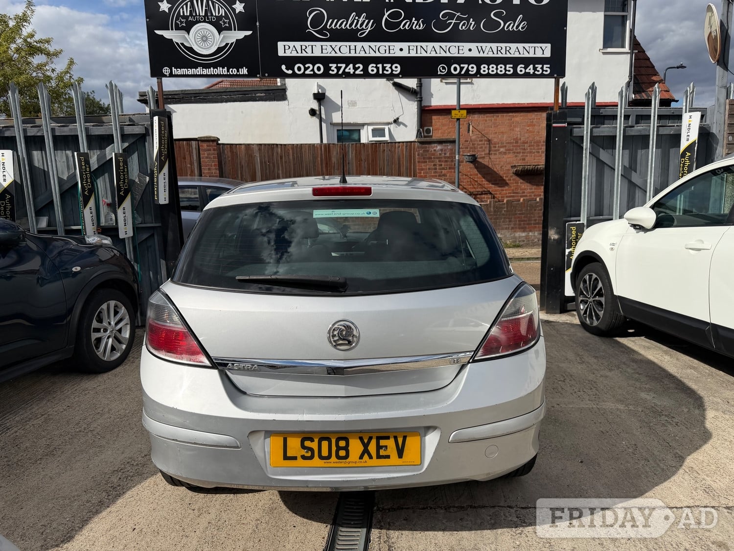 [ berth ]Vauxhall Astra