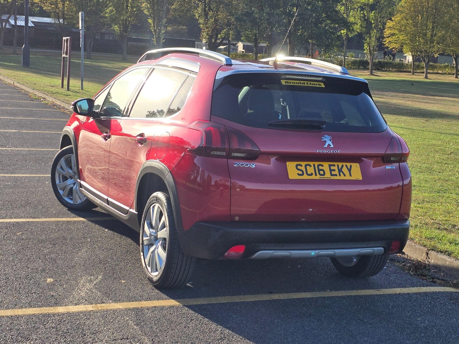 [ berth ]Peugeot 2008