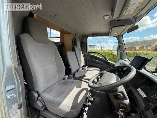 Equi-Trek Endeavour Isuzu Horsebox - Trailers & Horseboxes in Banbury