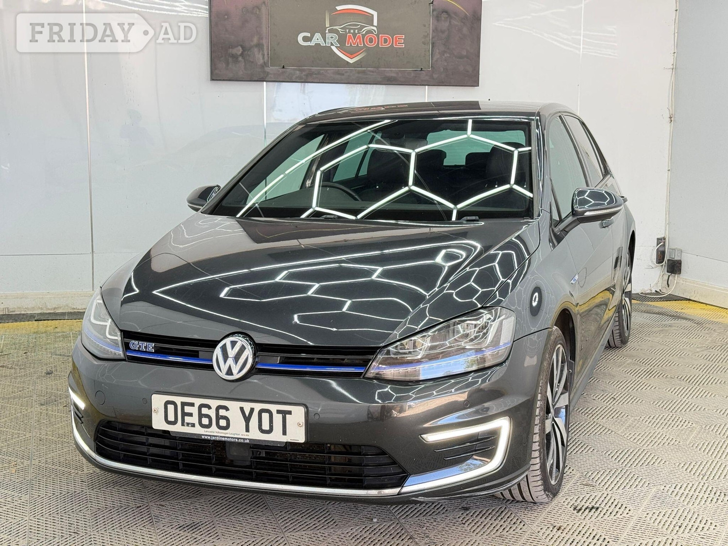 [ berth ]Volkswagen Golf