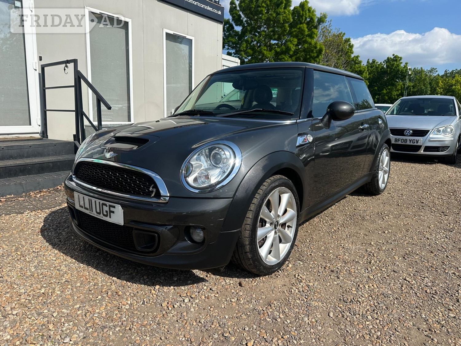 [ berth ]Mini Hatch