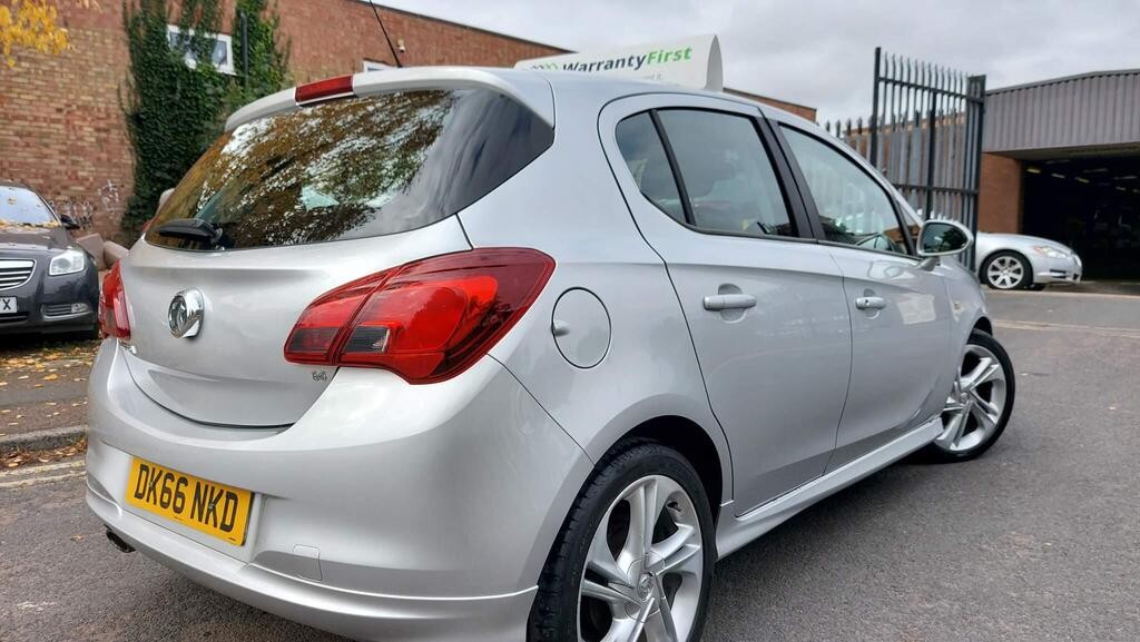 [ berth ]Vauxhall Corsa