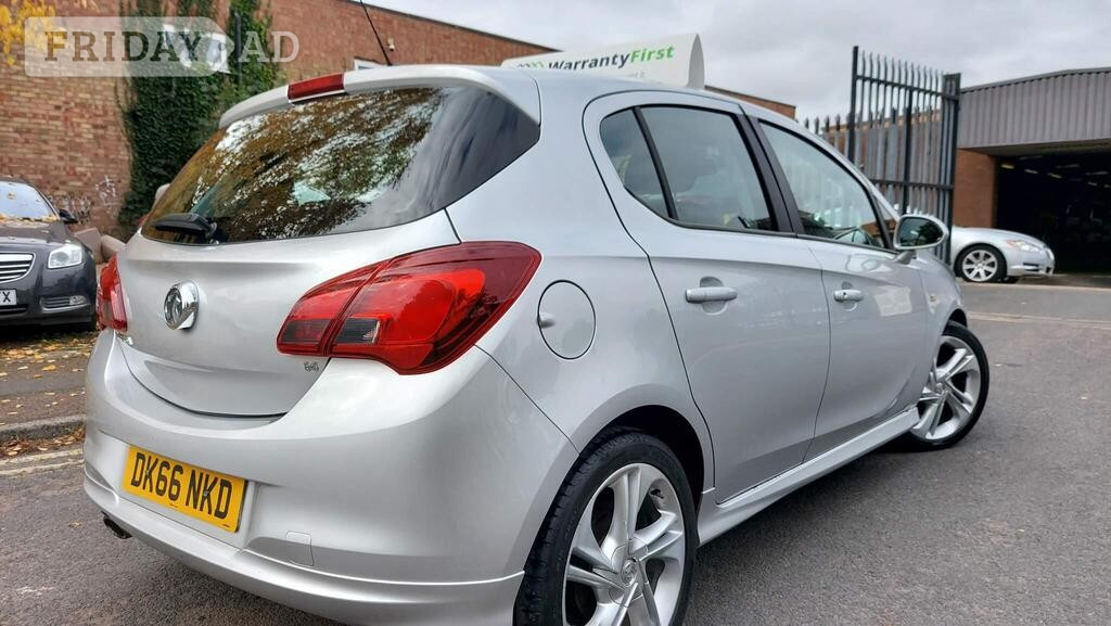 [ berth ]Vauxhall Corsa