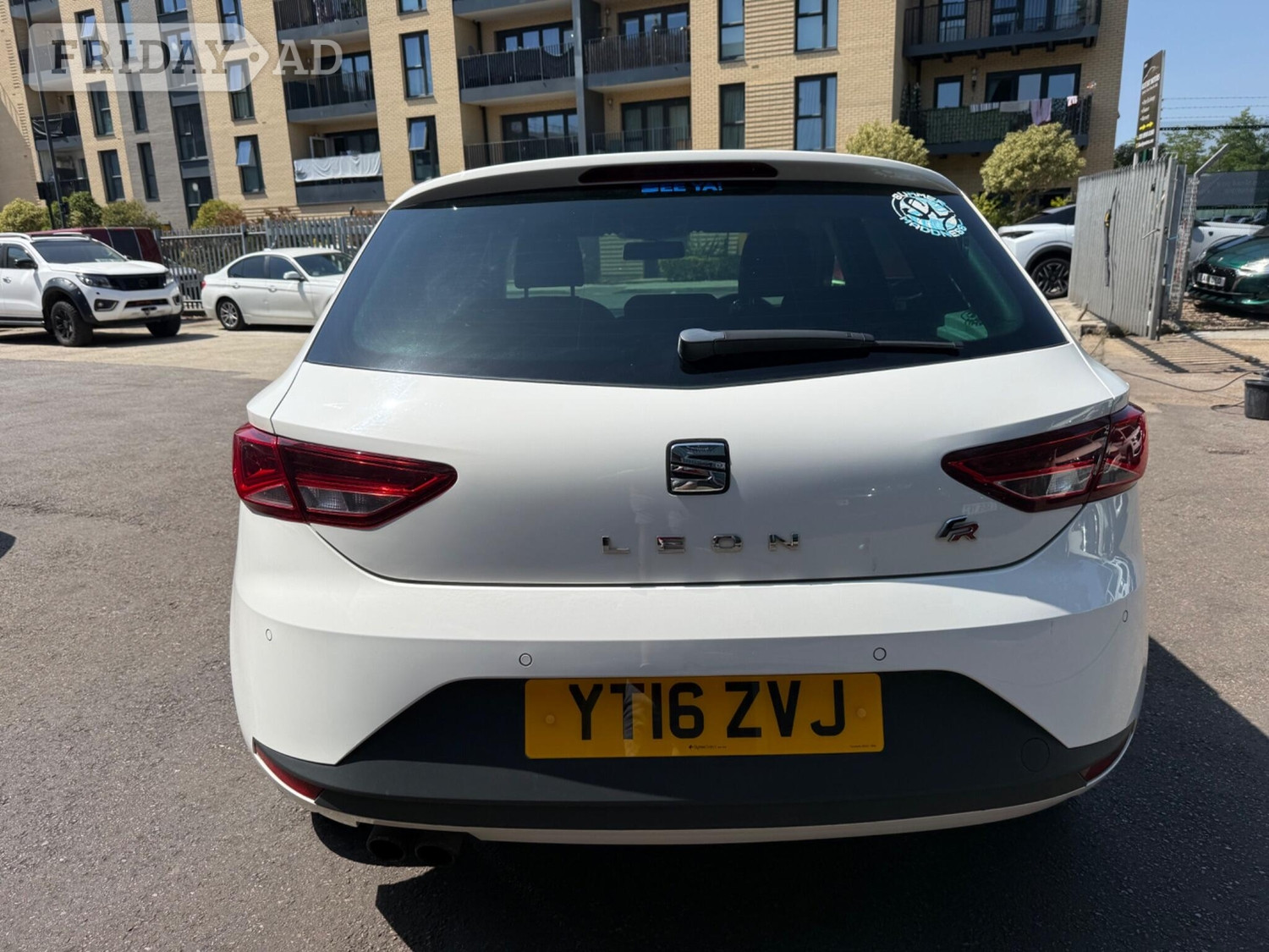 SEAT Leon 2016 - Cars in Barnet