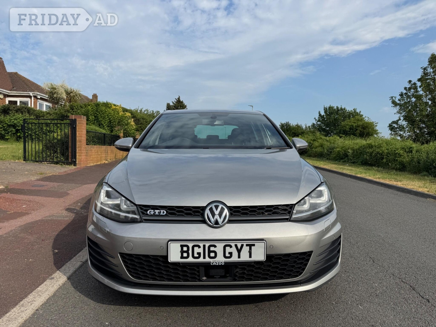 [ berth ]Volkswagen Golf