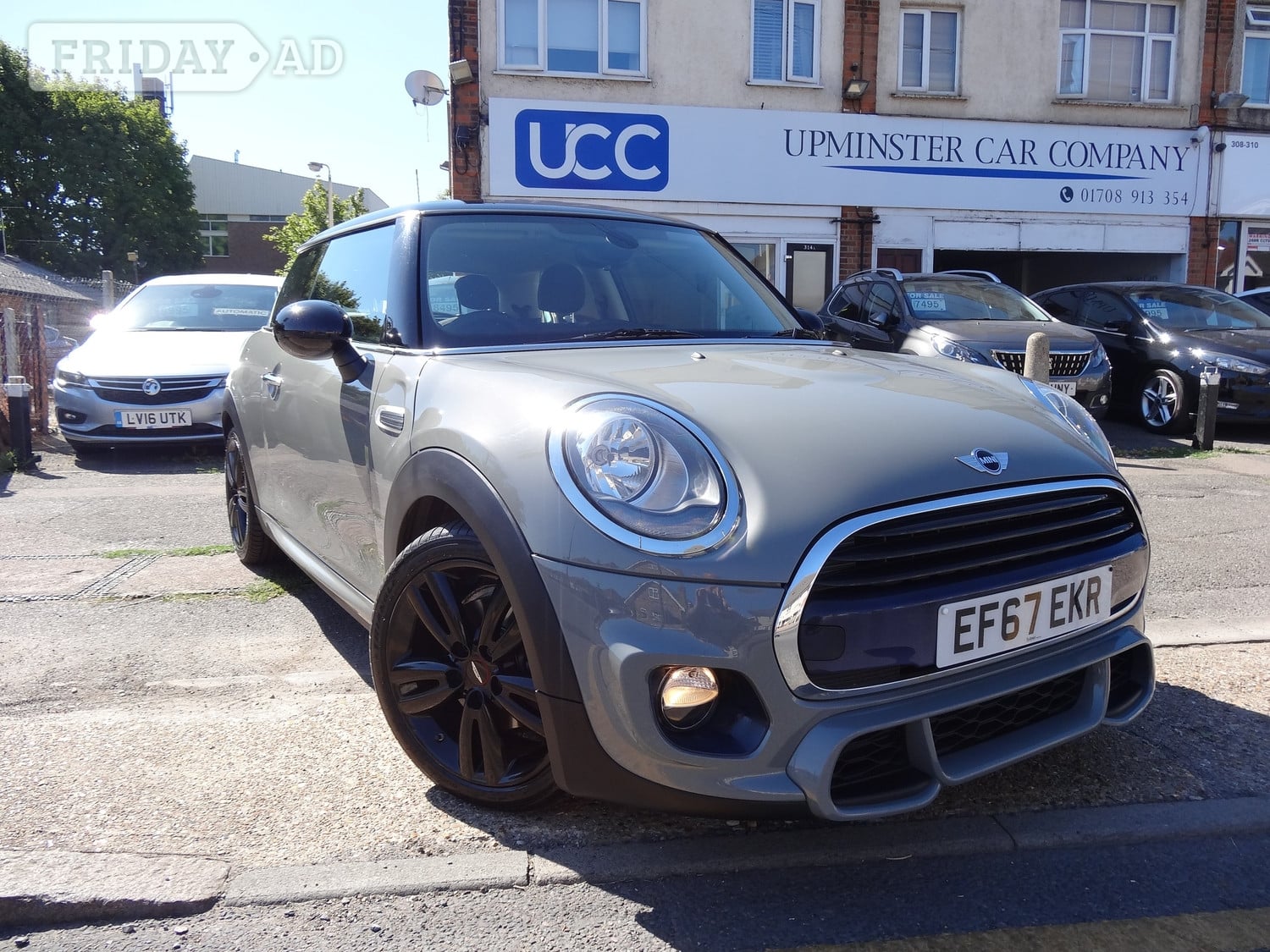 Mini Hatch 2017 in Havering