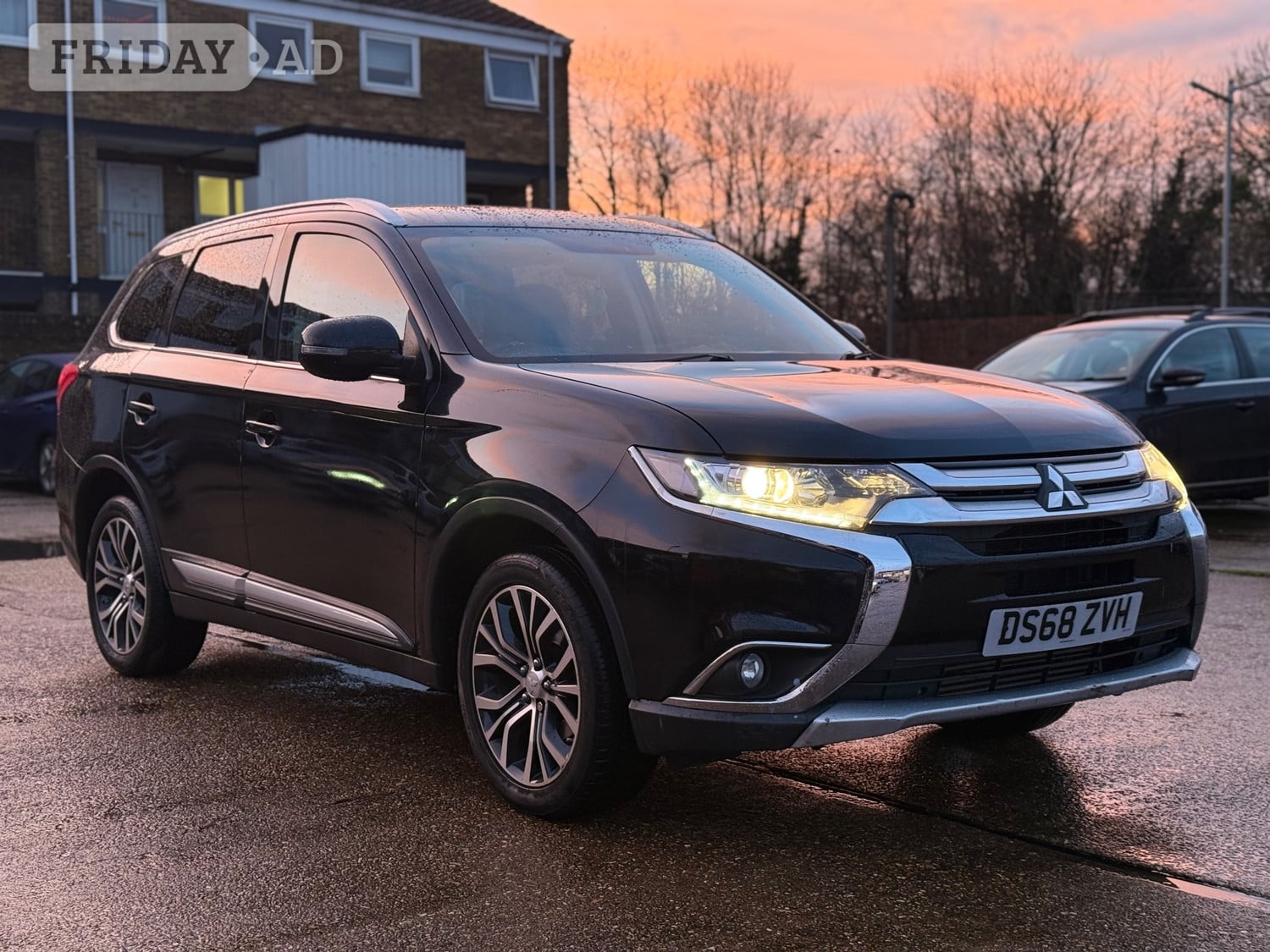 [ berth ]Mitsubishi Outlander