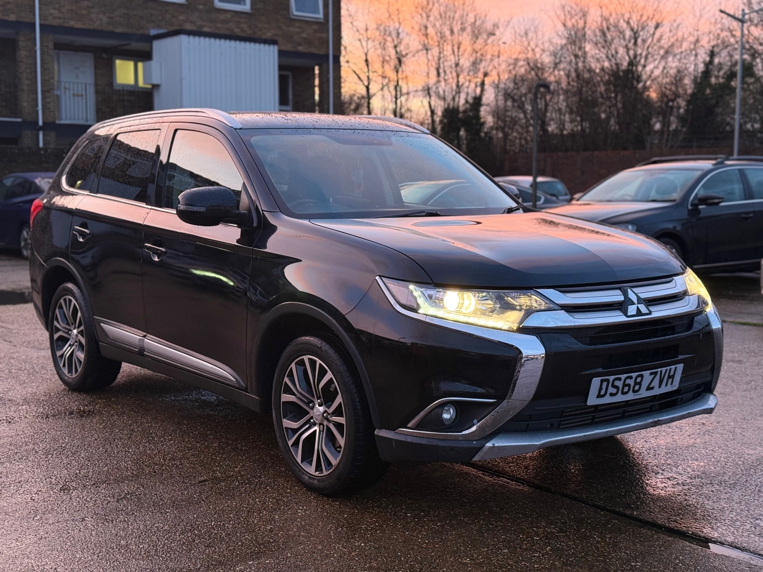 Mitsubishi Outlander Slough