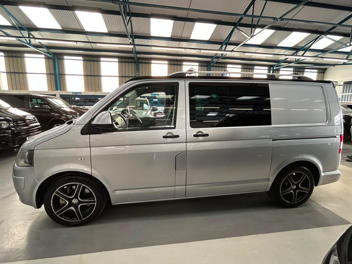 Volkswagen Transporter 2011 - Vans & Commercial Vehicles in Bolton