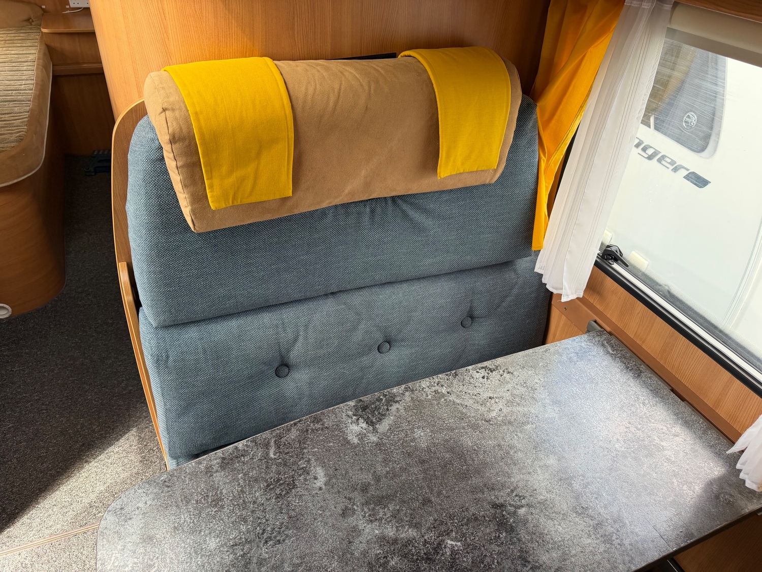 Chausson Flash 14 2010 - Motorhomes & Caravans