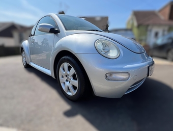 Volkswagen Beetle 2005