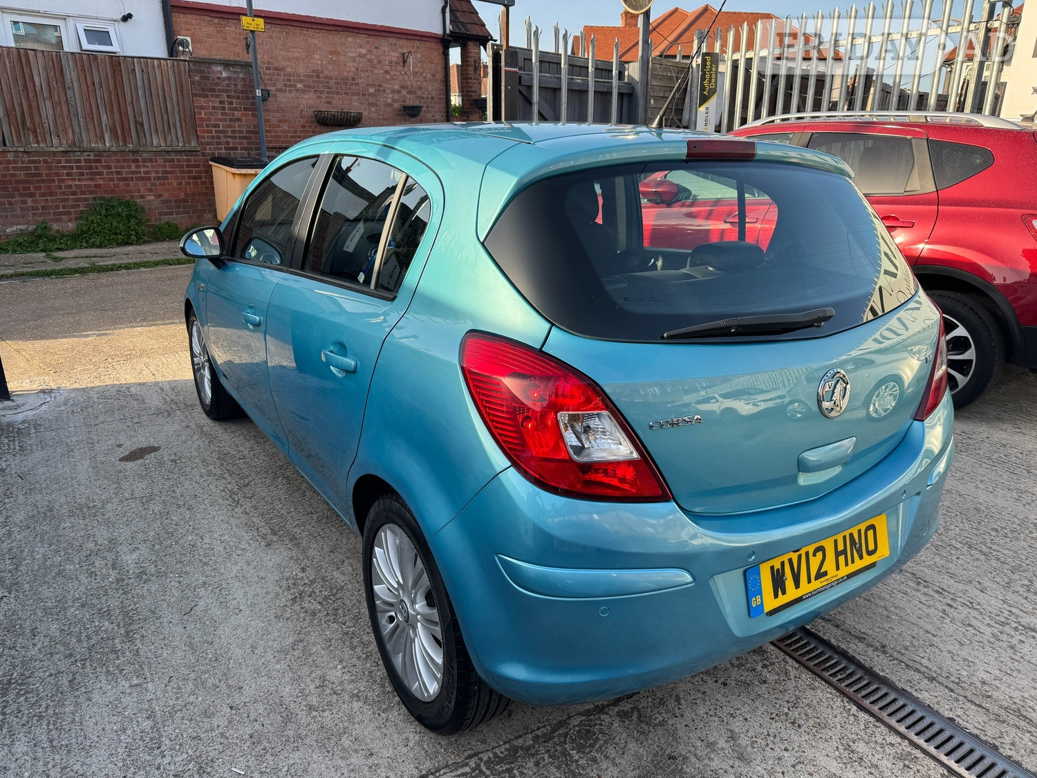 [ berth ]Vauxhall Corsa