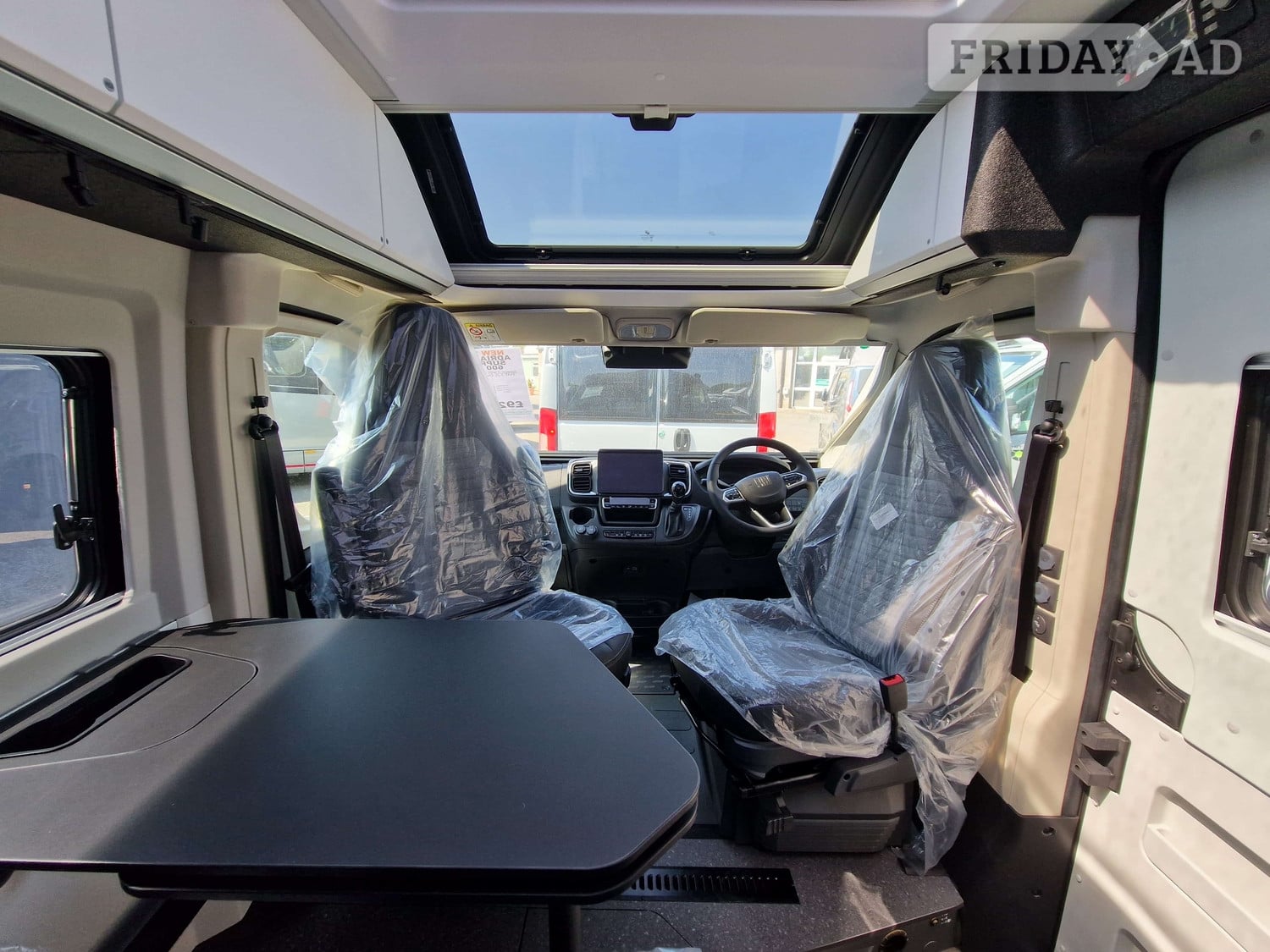 [3 berth ]Adria Twin Twin Supreme 600 SPB