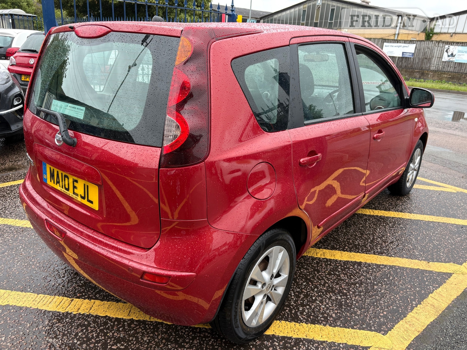 Nissan Note 2010 - Cars